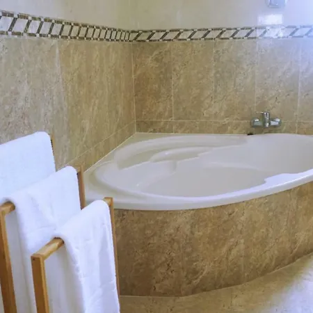 Martin's فندق مبيت وإفطار اتوغويه ده باليه