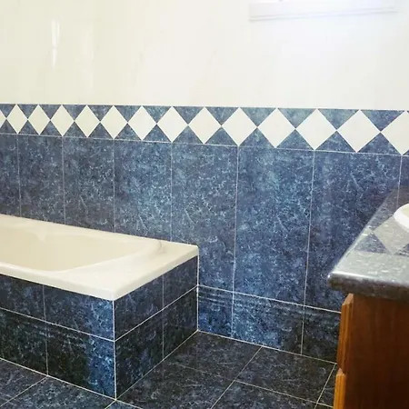 فندق مبيت وإفطار Martin's *